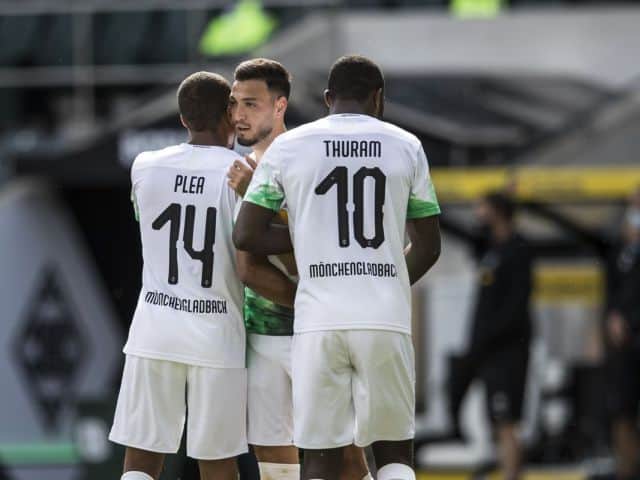 Soi kèo bóng đá Monchengladbach vs Wolfsburg, 18/10/2020 - Bundesliga