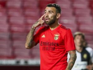 Soi kèo bóng đá Benfica vs Lech Poznań, 4/12/2020 - Europa League