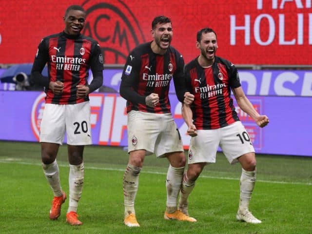 Soi kèo bóng đá Benevento vs AC Milan, 4/1/2021 - Serie A