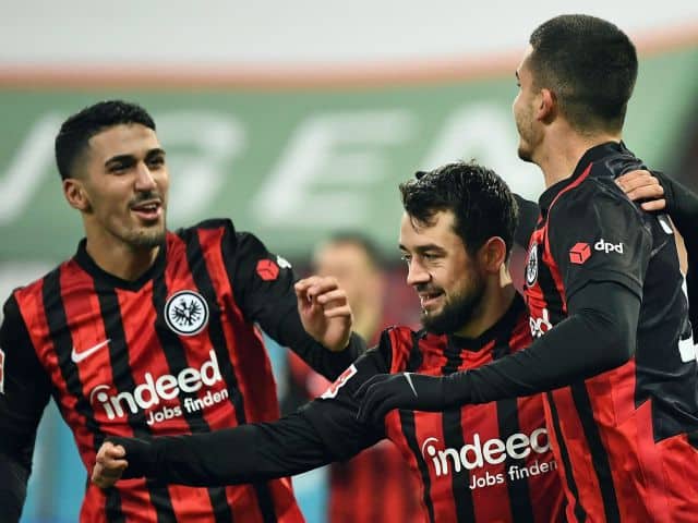 Soi kèo bóng đá Eintracht Frankfurt vs Bayer Leverkusen, 2/1/2021 - Bundesliga