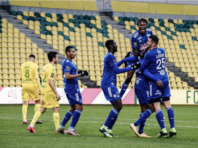 Soi kèo bóng đá Strasbourg vs Metz, 13/12/2020 - Ligue 1