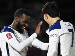 Soi kèo bóng đá Brighton vs Tottenham, 1/2/2021 - Ngoại Hạng Anh