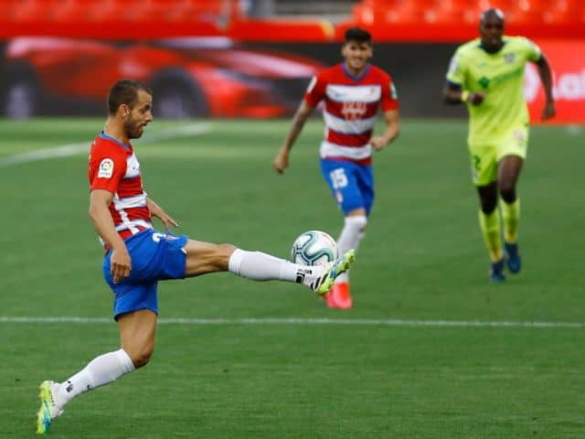 Soi kèo bóng đá Granada vs Celta Vigo, 31/1/2021 - La Liga