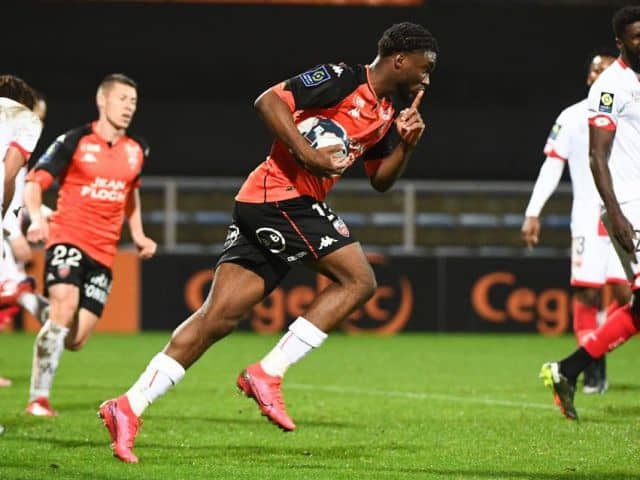 Soi kèo bóng đá Rennes vs Lorient, 04/02/2021 - Ligue 1