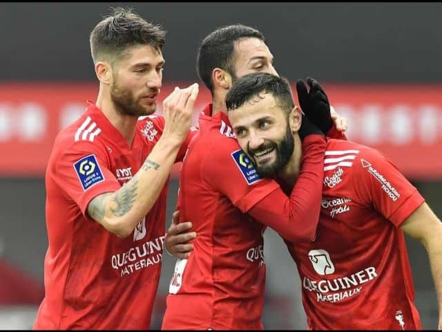 Soi kèo bóng đá Brest vs Dijon, 4/03/2021 - Ligue 1