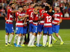 Soi kèo bóng đá Huesca vs Granada, 22/02/2021 - La Liga