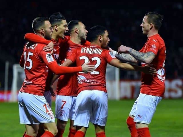 Soi kèo bóng đá Brest vs Angers, 21/03/2021 - Ligue 1