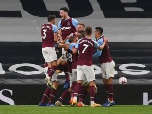 Soi kèo bóng đá Wolves vs West Ham, 6/04/2021 - Ngoại Hạng Anh