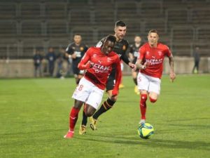 Soi kèo bóng đá Brest vs Nimes, 11/04/2021 - Ligue 1