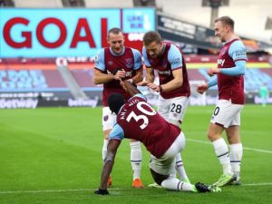 Soi kèo bóng đá Burnley vs West Ham, 4/05/2021 - Ngoại Hạng Anh