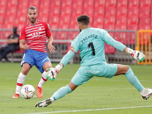 Soi keo bong da Granada vs Eibar, 22/04/2021 - La Liga