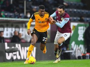 Soi kèo bóng đá Wolves vs Burnley, 25/04/2021 - Ngoại Hạng Anh