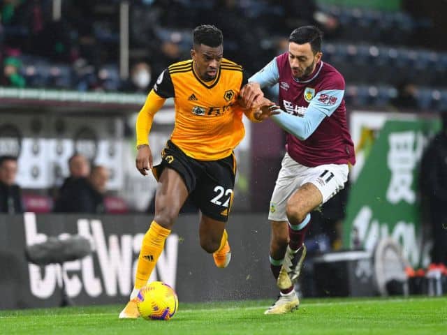 Soi keo nha cai Wolves vs Burnley, 25/04/2021 - Ngoai Hang Anh