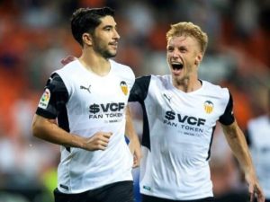 Soi kèo bóng đá Granada vs Valencia, 22/08/2021- La Liga