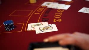 Những thời điểm cần chú ý để có lựa chọn phù hợp nhất khi chơi Blackjack