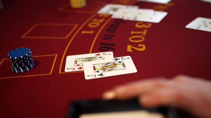 Những thời điểm cần chú ý để có lựa chọn phù hợp nhất khi chơi Blackjack