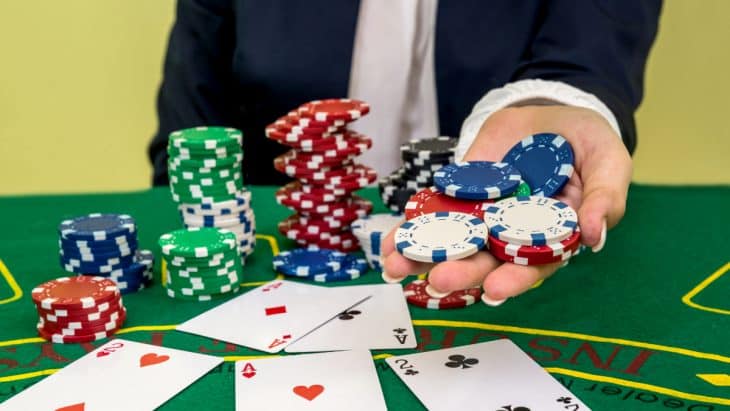 Hãy tránh những sai lầm này để chơi Baccarat không bị thua