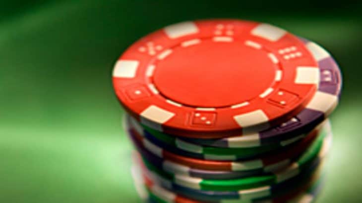 Bí quyết chơi Poker giúp bạn tự tin đánh bại được đối thủ