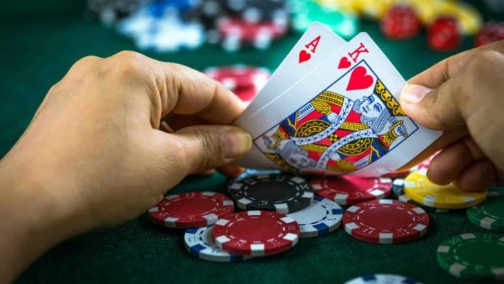 Bí quyết để người chơi có thể kiếm tiền từ bài Baccarat