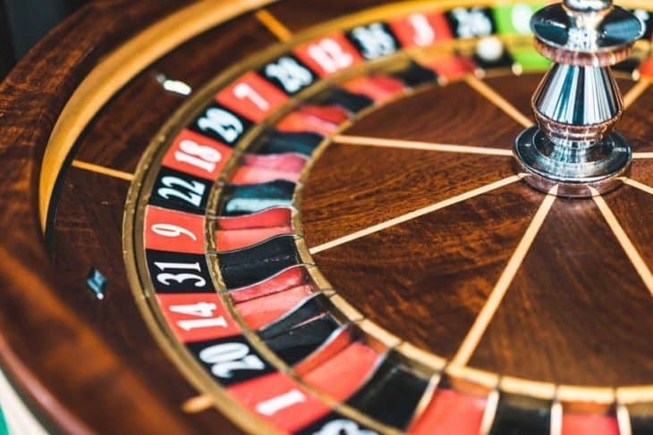 Cách để giúp cho bạn chơi Roulette mà không phải lo ngại đến rủi ro thua cược