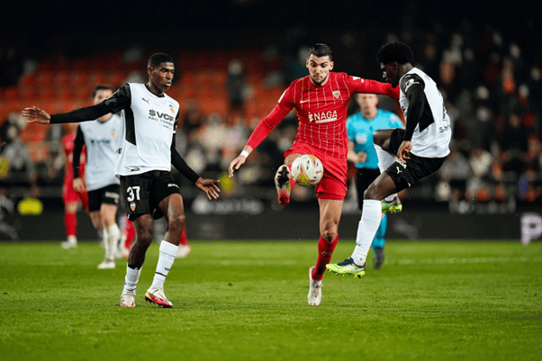 Soi kèo nhà cái M88 Sevilla vs Valencia, 12/08/2023 – La Liga