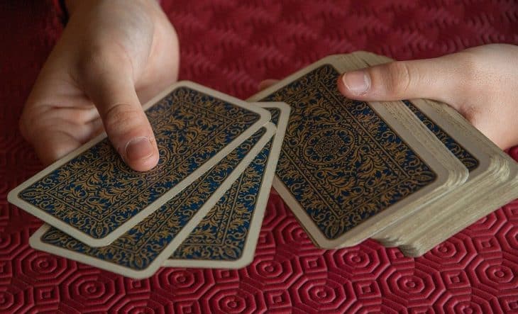 Chiến thắng sẽ đơn giản hơn khi tân dụng tốt bí quyết chơi Baccarat sau