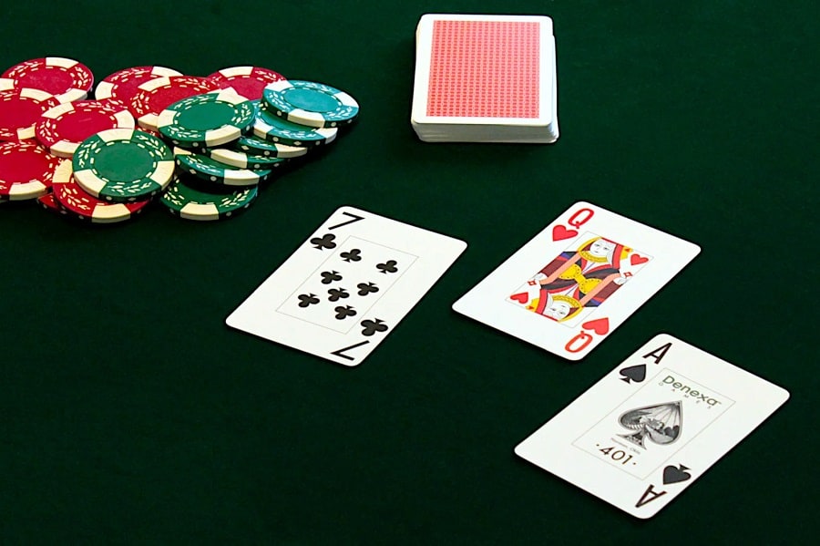 thu gian va giai toa cam xuc khi choi poker